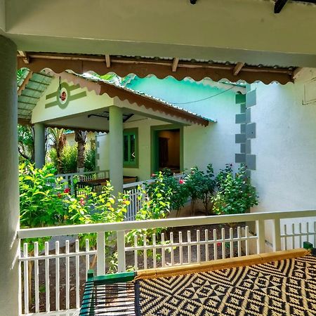 Saavaj Resort, Sasan Gir - Where Wilderness Meets Luxury Kültér fotó