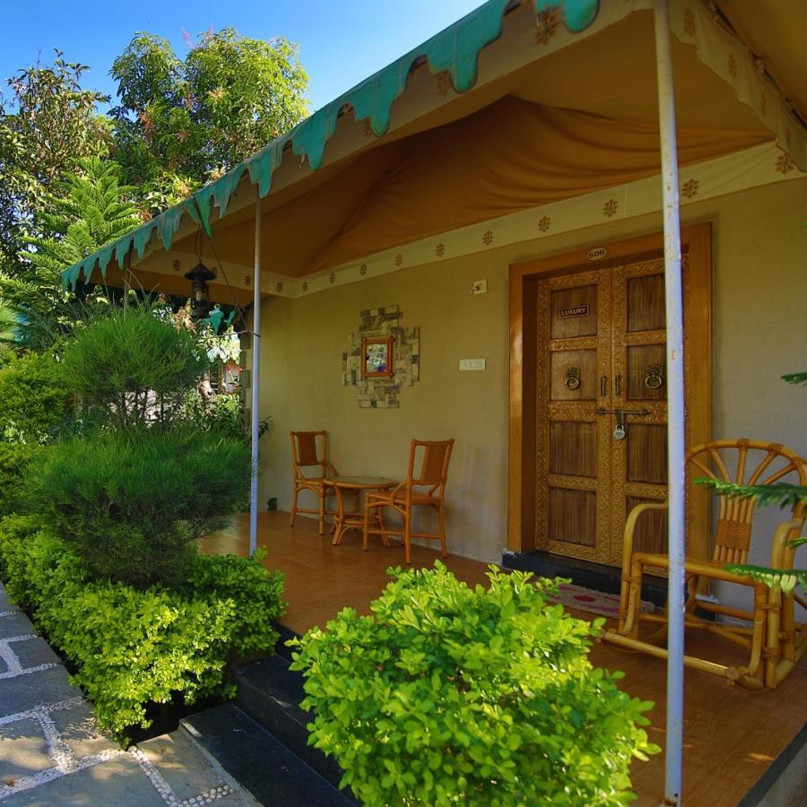 Saavaj Resort, Sasan Gir - Where Wilderness Meets Luxury Kültér fotó