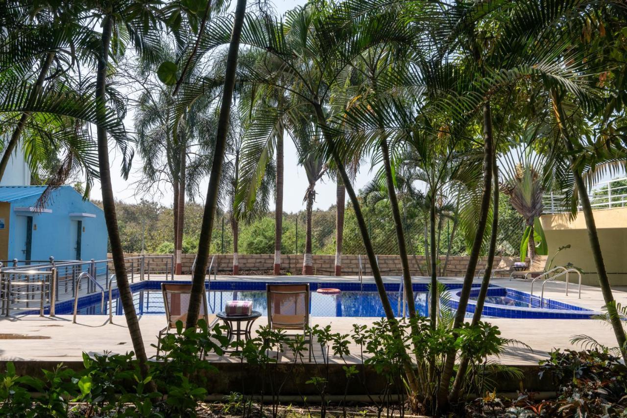 Saavaj Resort, Sasan Gir - Where Wilderness Meets Luxury Kültér fotó